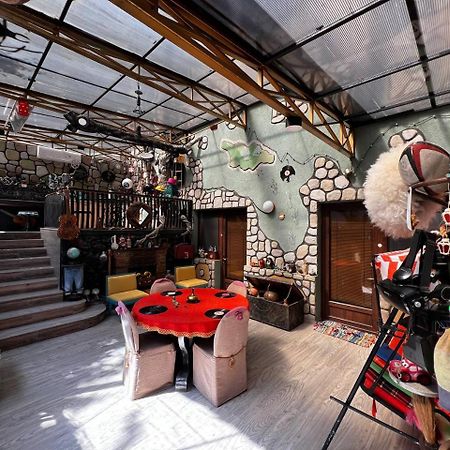 Qilimcha'S Guesthouse-Art Museum Телави Экстерьер фото