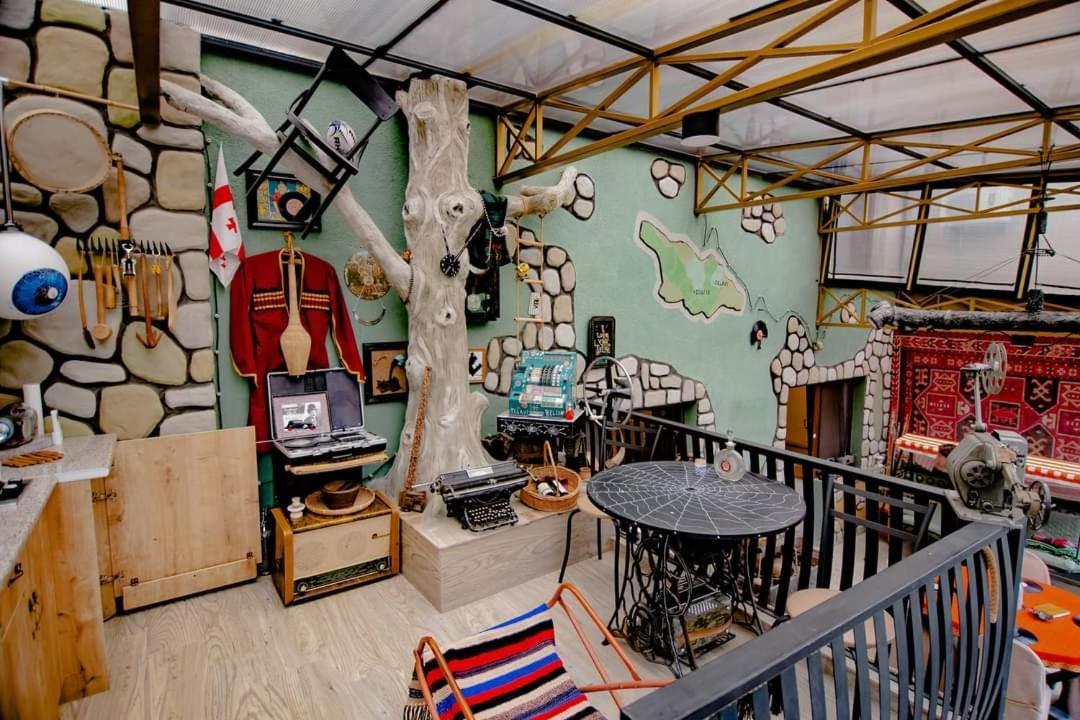 Qilimcha'S Guesthouse-Art Museum Телави Экстерьер фото